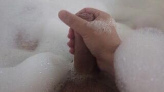 I masturbate myself while taking a bubble bath - porn video